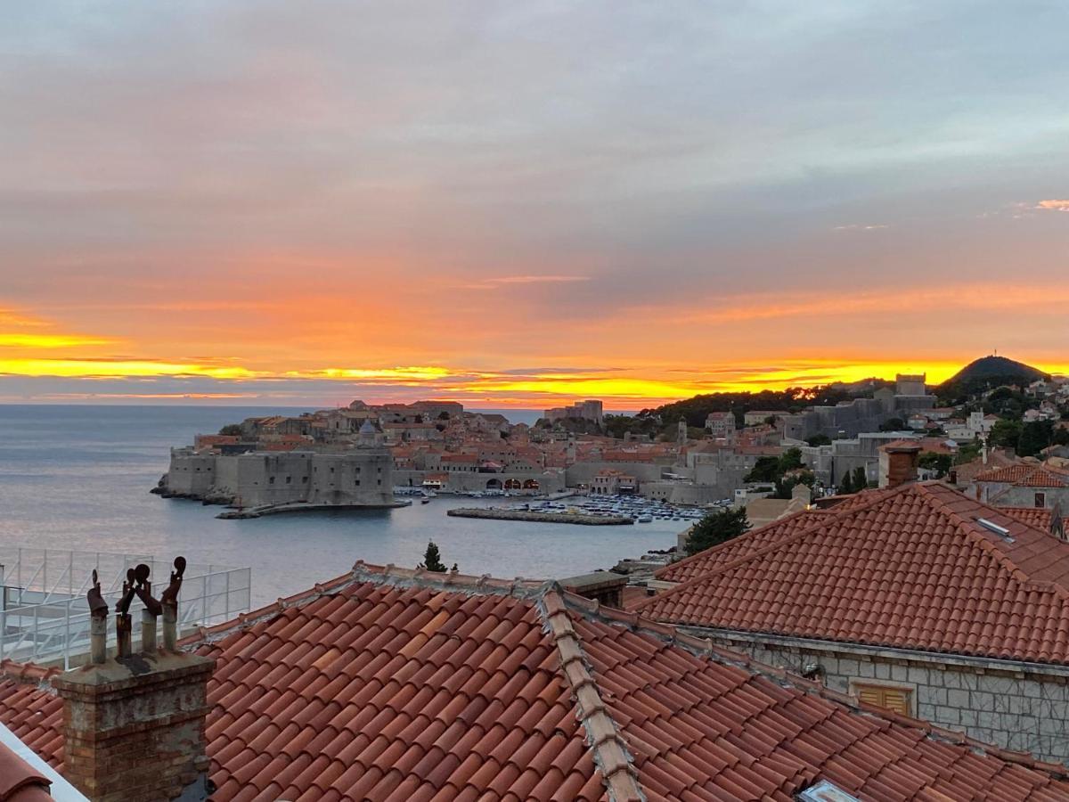 Sunset Over The Dubrovnik'S Old Town Eksteriør billede