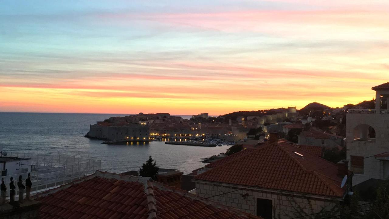 Sunset Over The Dubrovnik'S Old Town Eksteriør billede